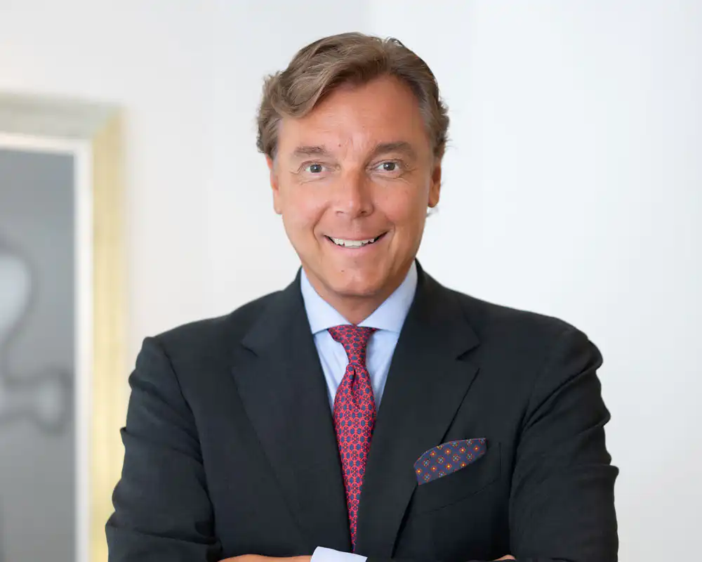 Porträt von Maximilian Bichlmaier, Vorstand von ALPINA Parking & Mobility